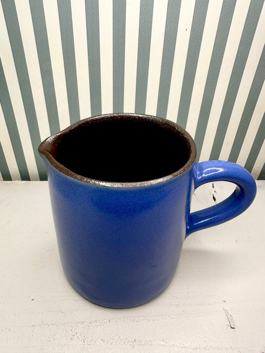 Petit pichet en grès bleu - produit chiné