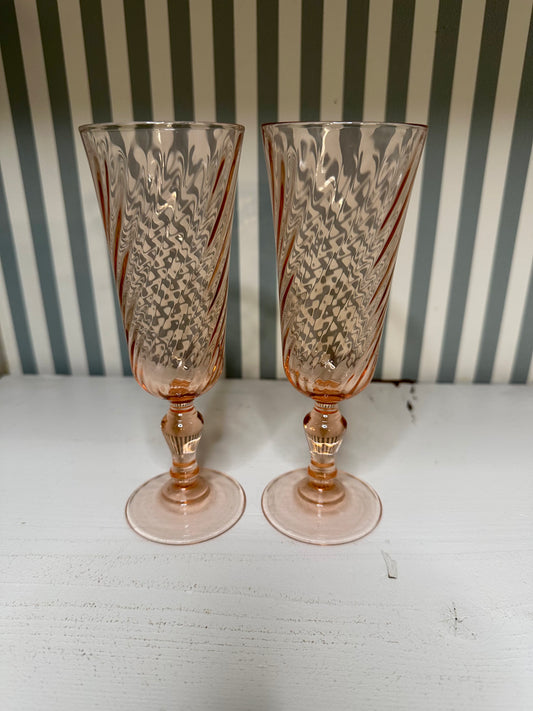 Duo de flûtes à champagne roses - produits chinés