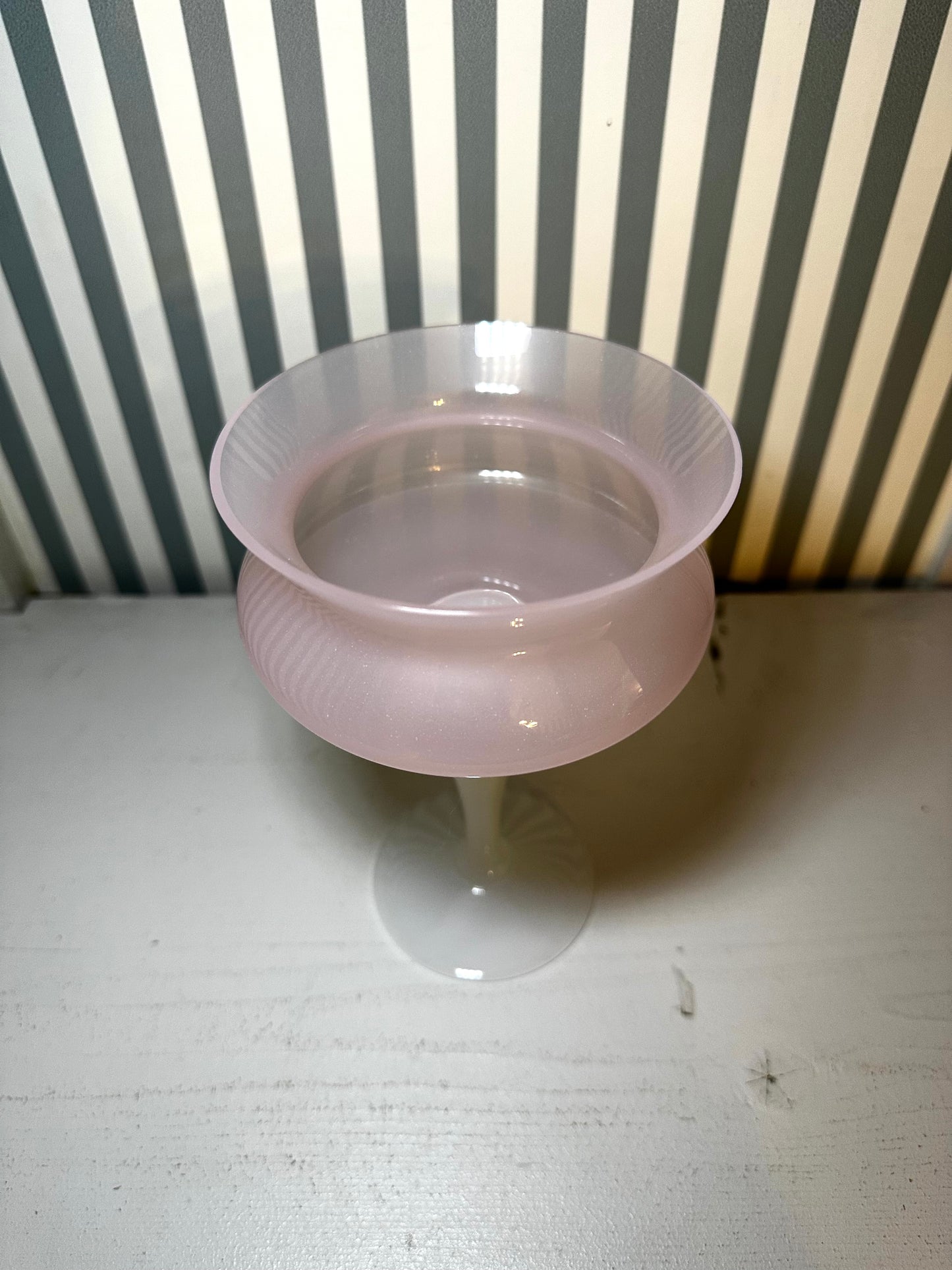 Coupe en opaline - produit chiné