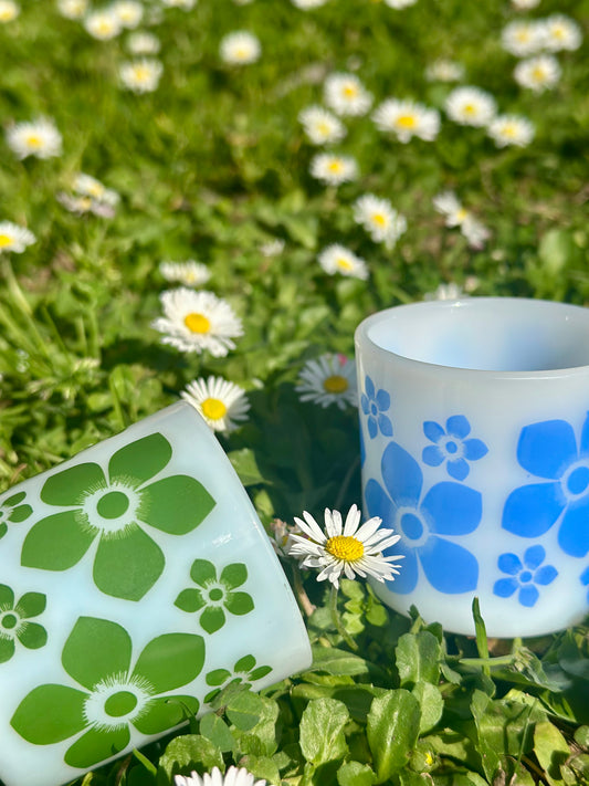 Tasse espresso à fleurs - produit chiné