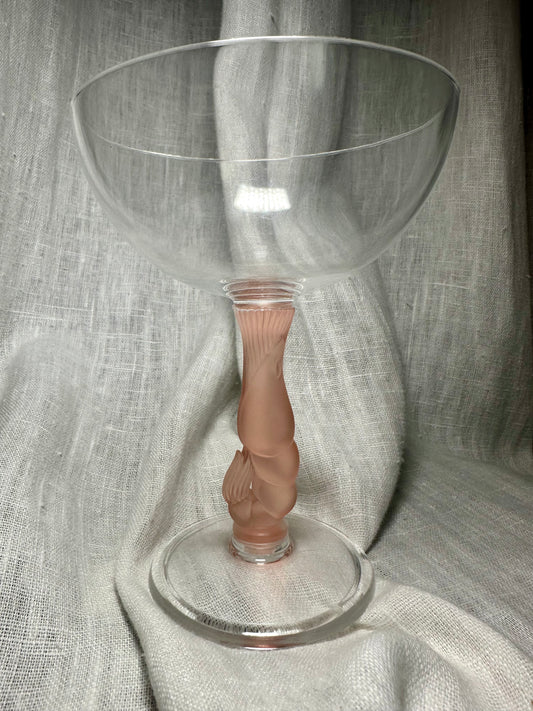 Verre à pied vintage “pied crevette” - produit chiné