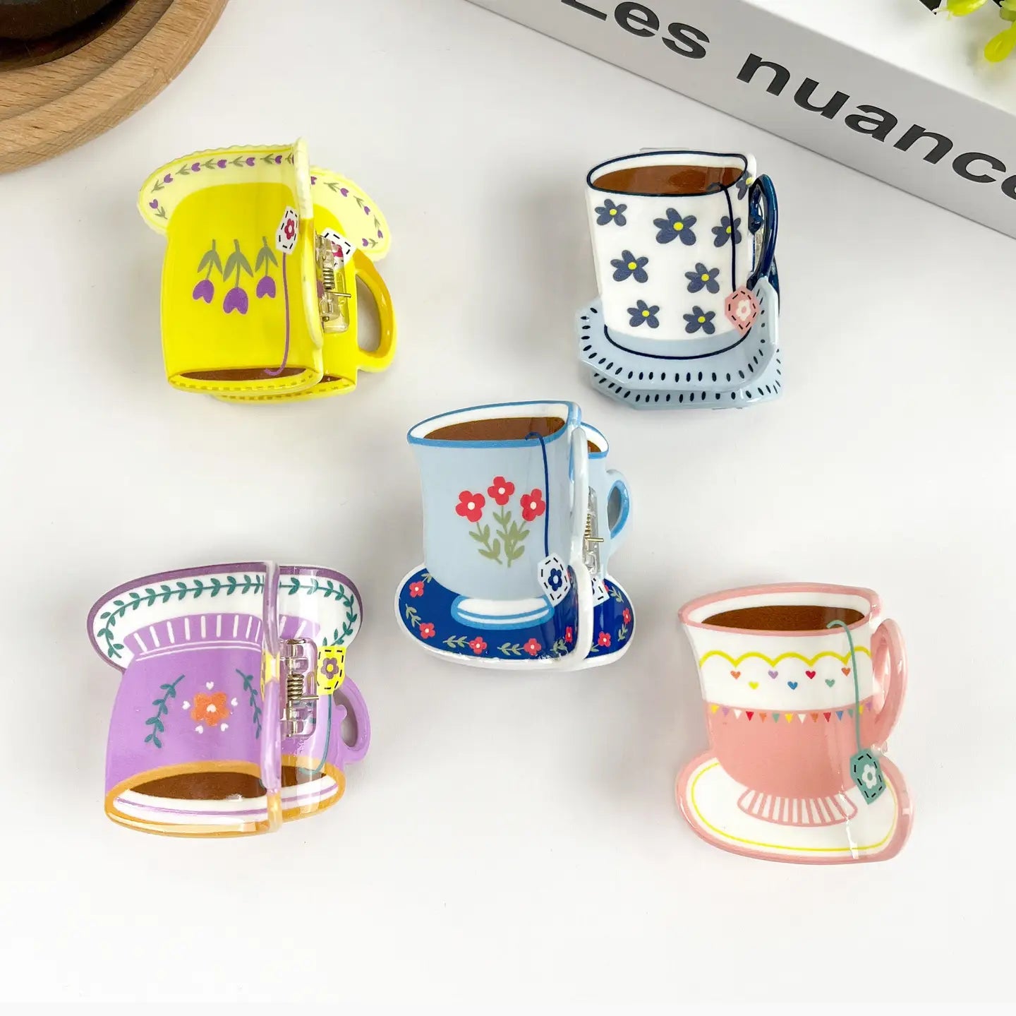 Petite pince à cheveux Tasse