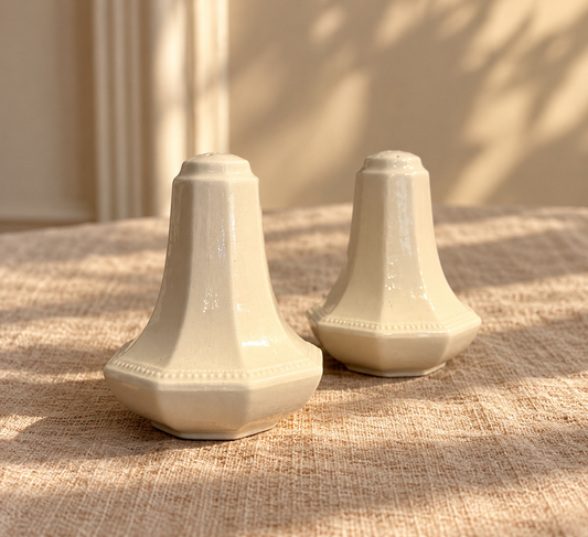 Salière & poivrière made in England - produits chinés