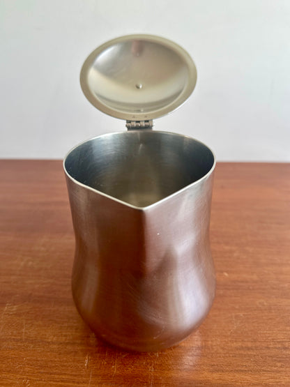 Petit pot verseur vintage - produit chiné