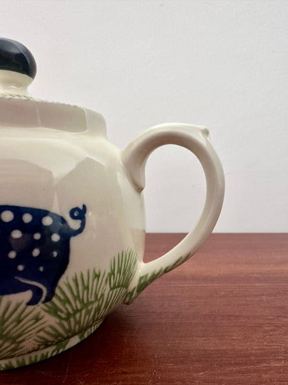 Théière aux petits cochons - produit chiné