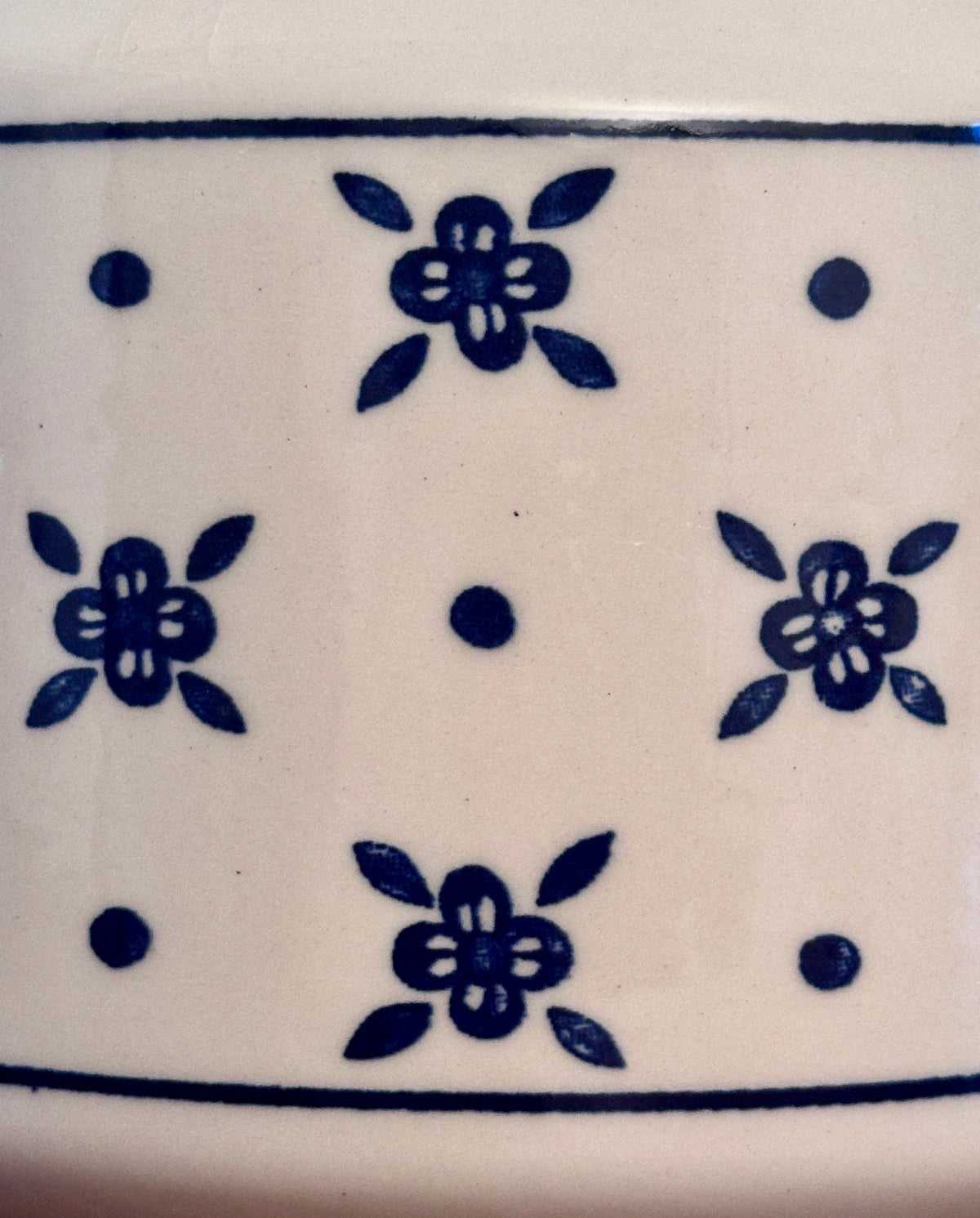 Théière vintage fleurie - produit chiné