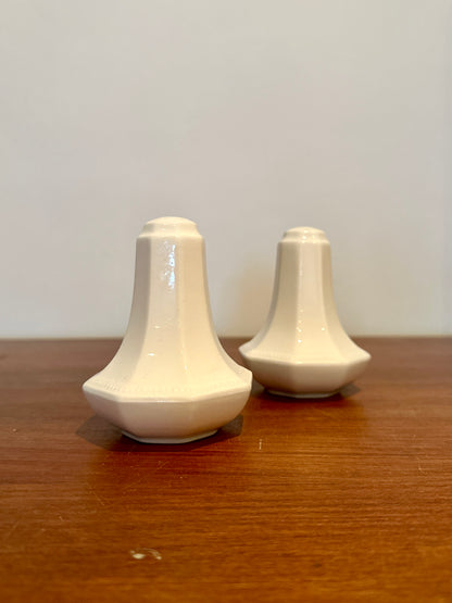 Salière & poivrière made in England - produits chinés
