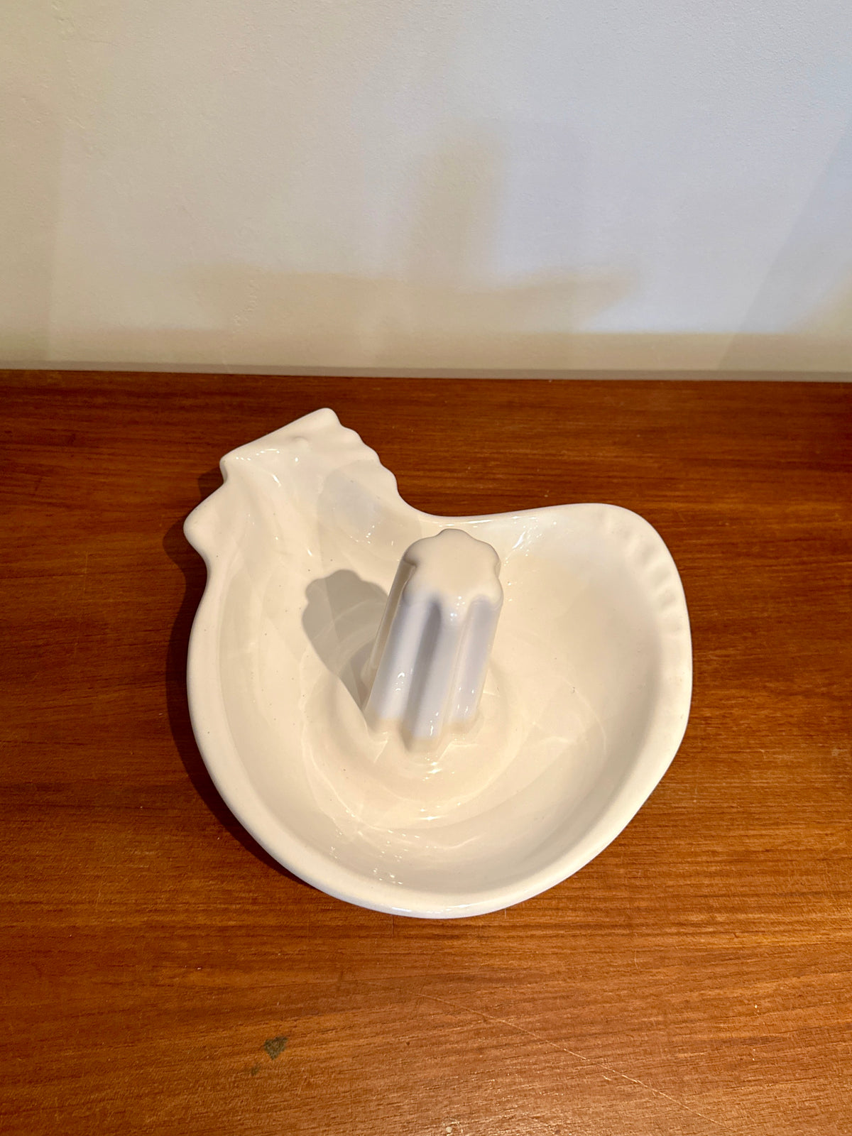 Pichet rond  - objet chiné