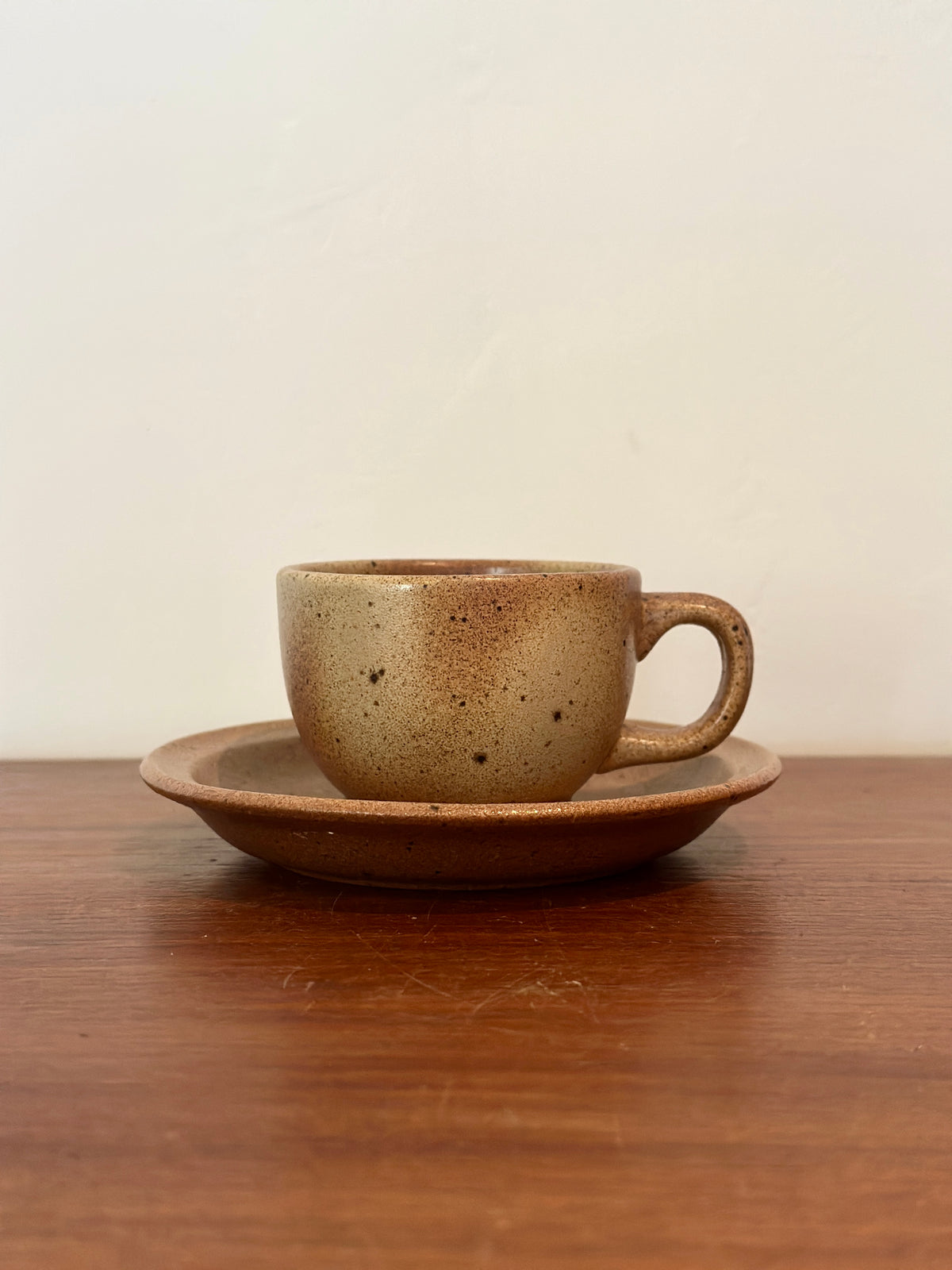 Tasse à café en grès - objet chiné