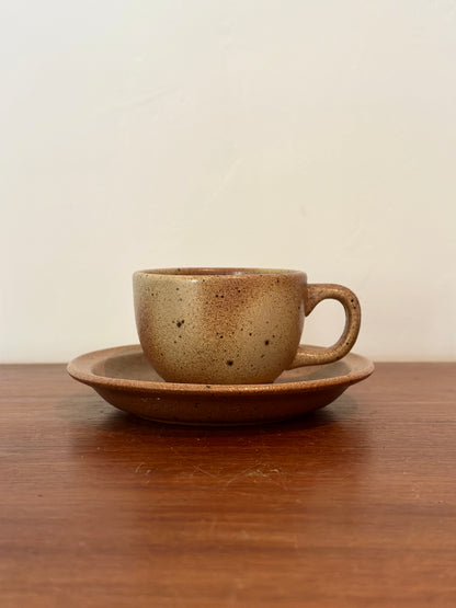 Tasse à café en grès - objet chiné