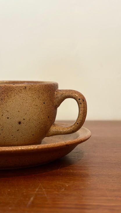 Tasse à café en grès - objet chiné