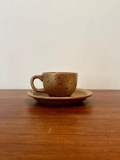Tasse à café en grès - objet chiné