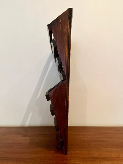 Range-courrier mural en bois - objet chiné