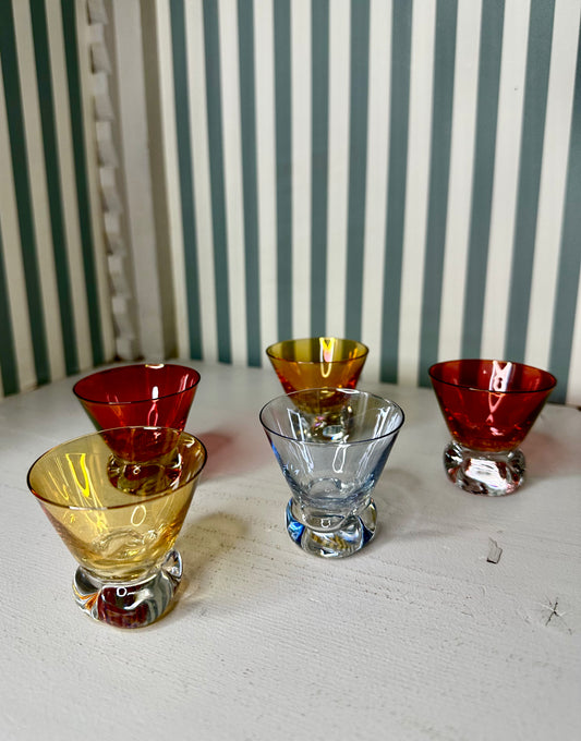 Lot de minis verres colorés - produits chinés