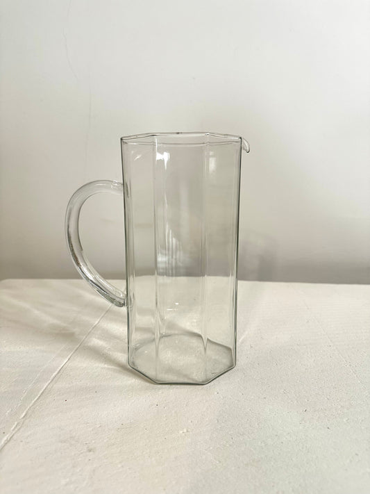 Carafe facettée - produit chiné