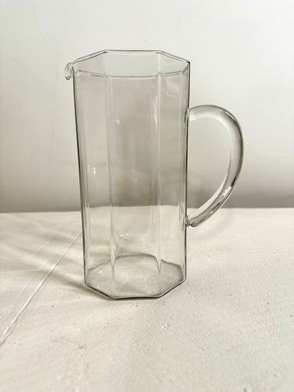 Carafe facettée - produit chiné
