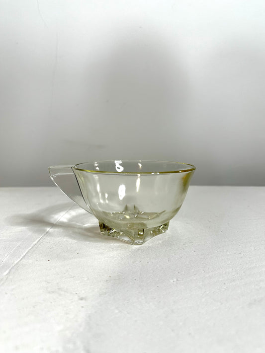 Tasse en verre - produit chiné