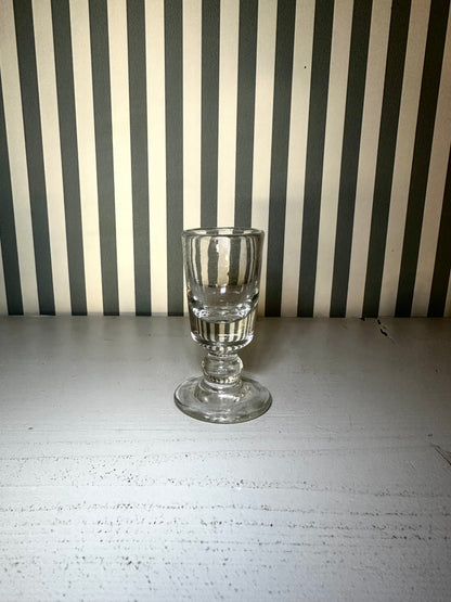 Ensemble de 6 mini verres à liqueur - produits chinés