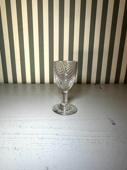 Ensemble de 6 mini verres à liqueur - produits chinés