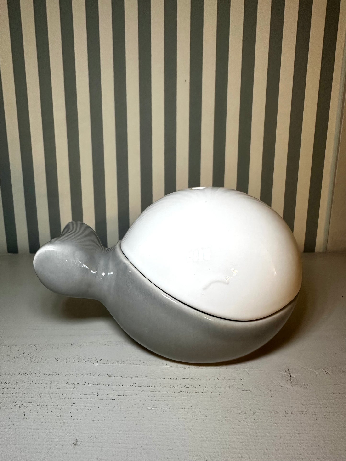 Coquetier “baleine” - produit chiné