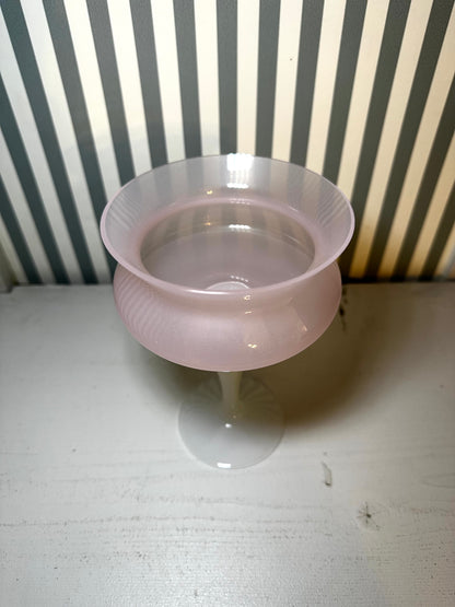 Coupe en opaline - produit chiné