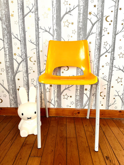 Chaise d'école vintage - produit chiné
