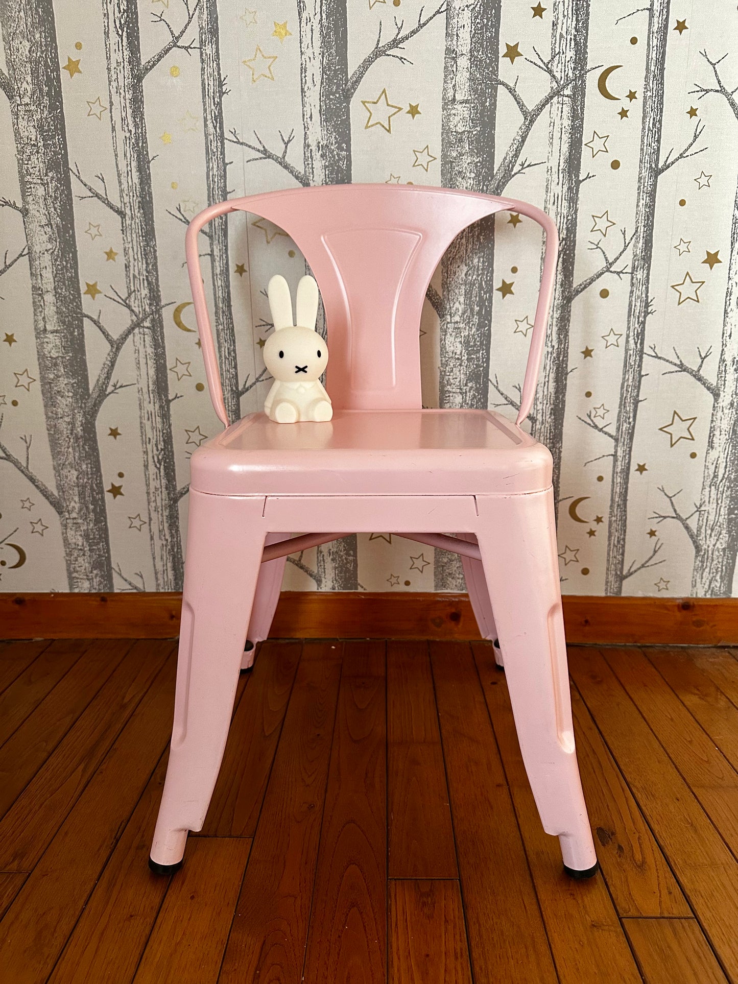 Chaise enfant en métal - produit chiné