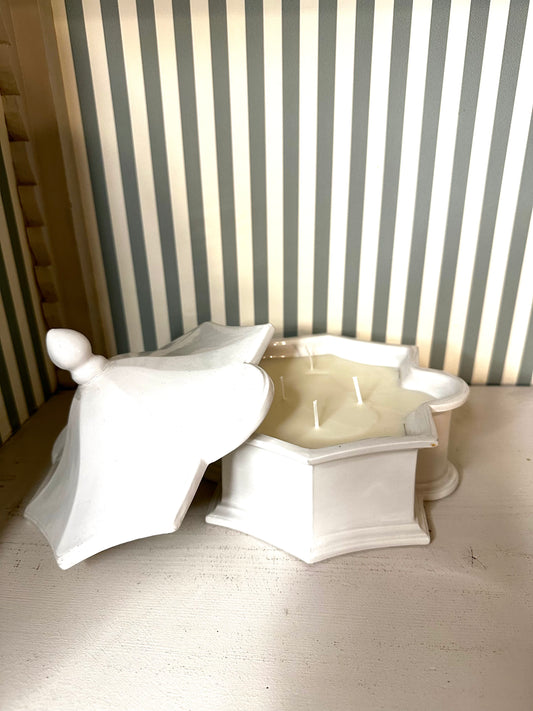 Bougie avec couvercle - linge propre