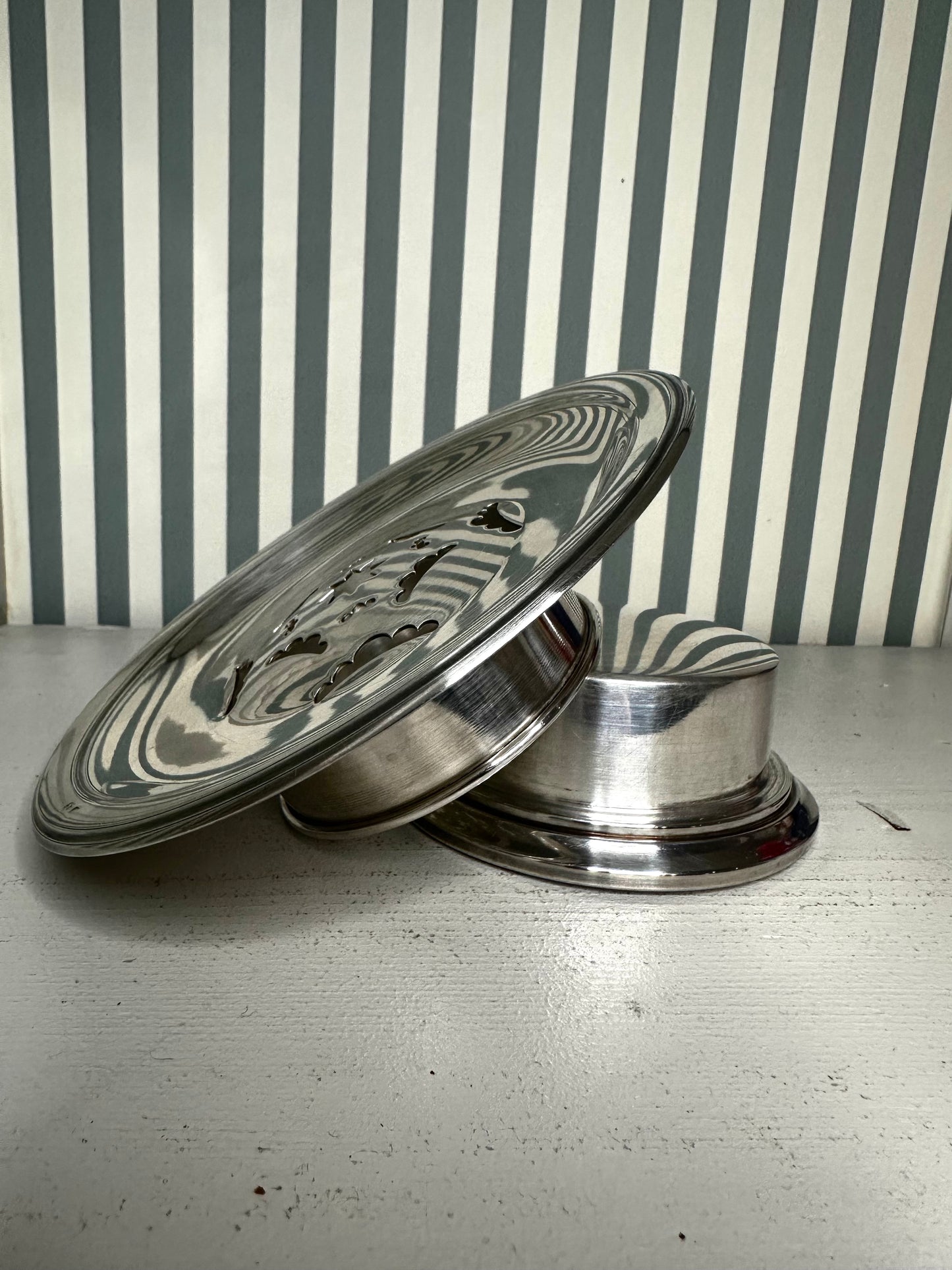 Presse-beurre coquillor - produit chiné