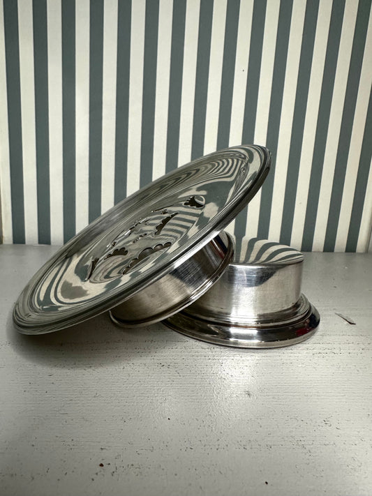 Presse-beurre coquillor - produit chiné