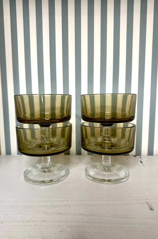 Lot de 4 coupes en verre fumé - produits chinés