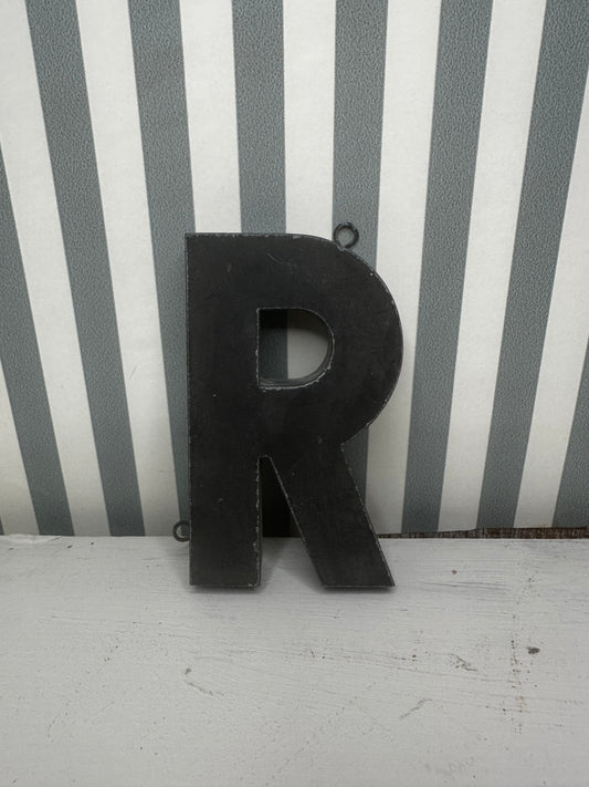 Lettres en métal - produits chinés