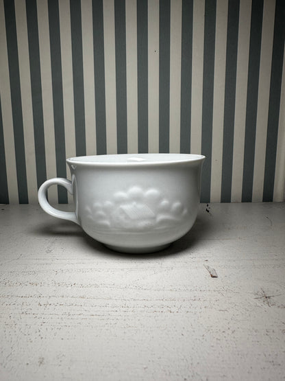 Mug blanc relief maison de campagne - produit chiné