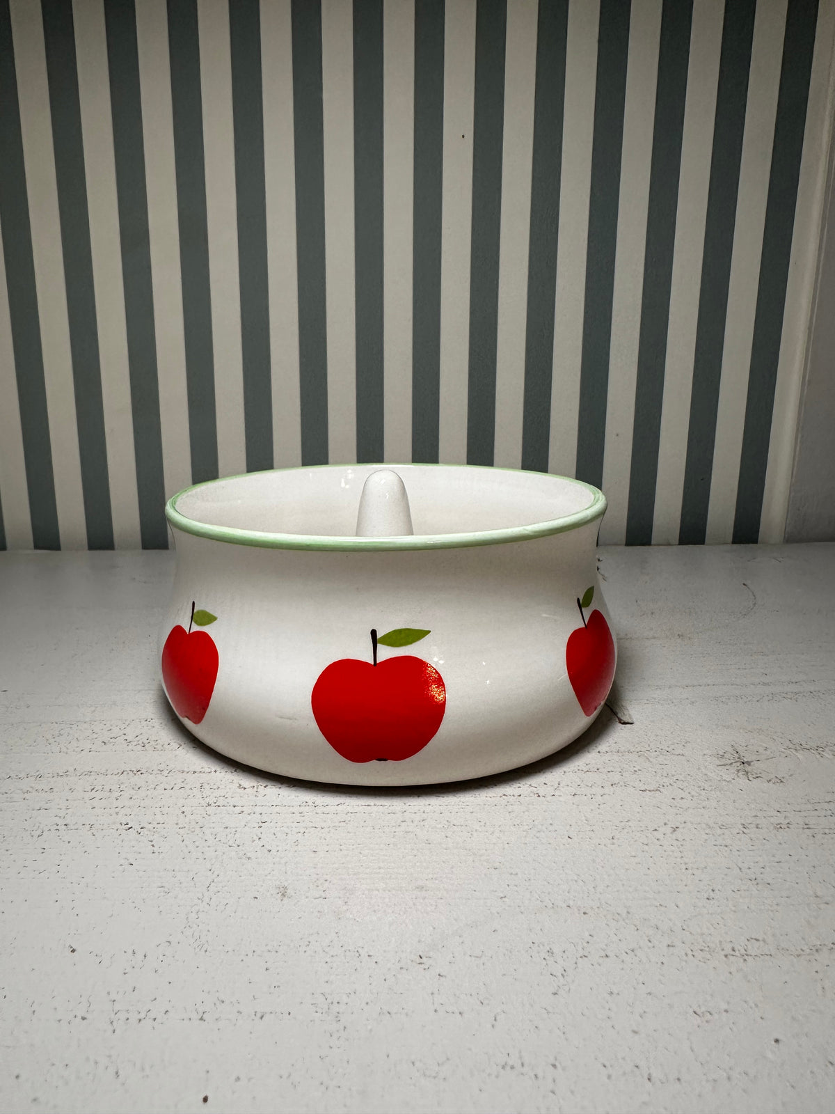 Cuit-pommes vintage - produit chiné