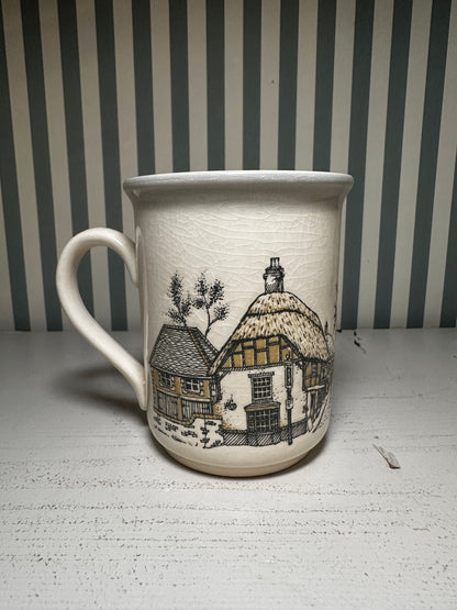 Mug décor maisons England - produit chiné