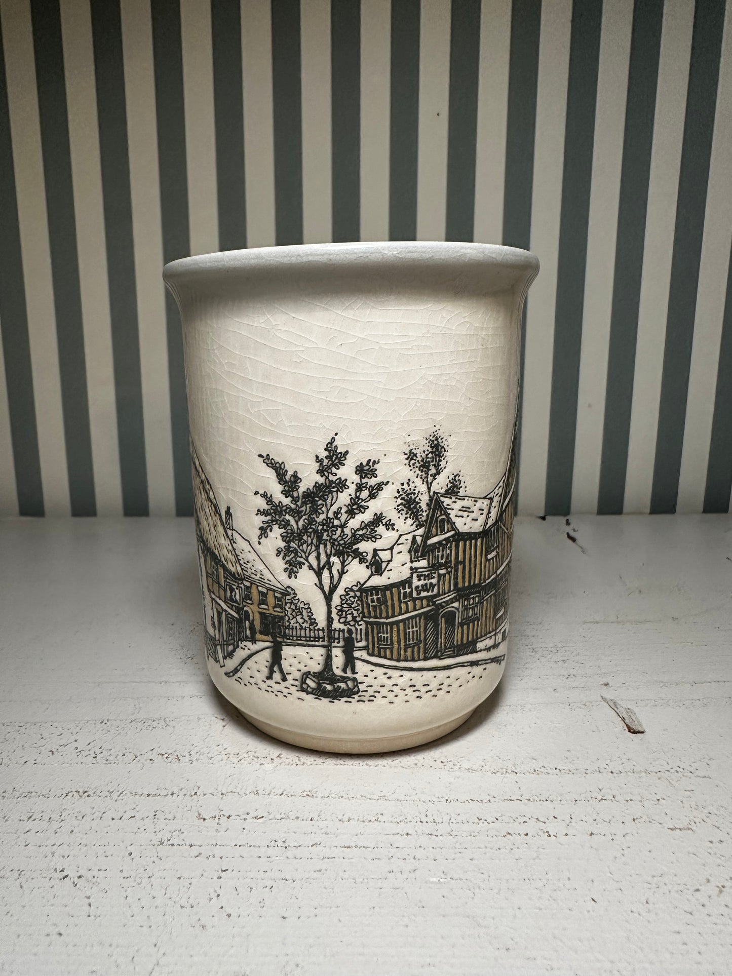 Mug décor maisons England - produit chiné