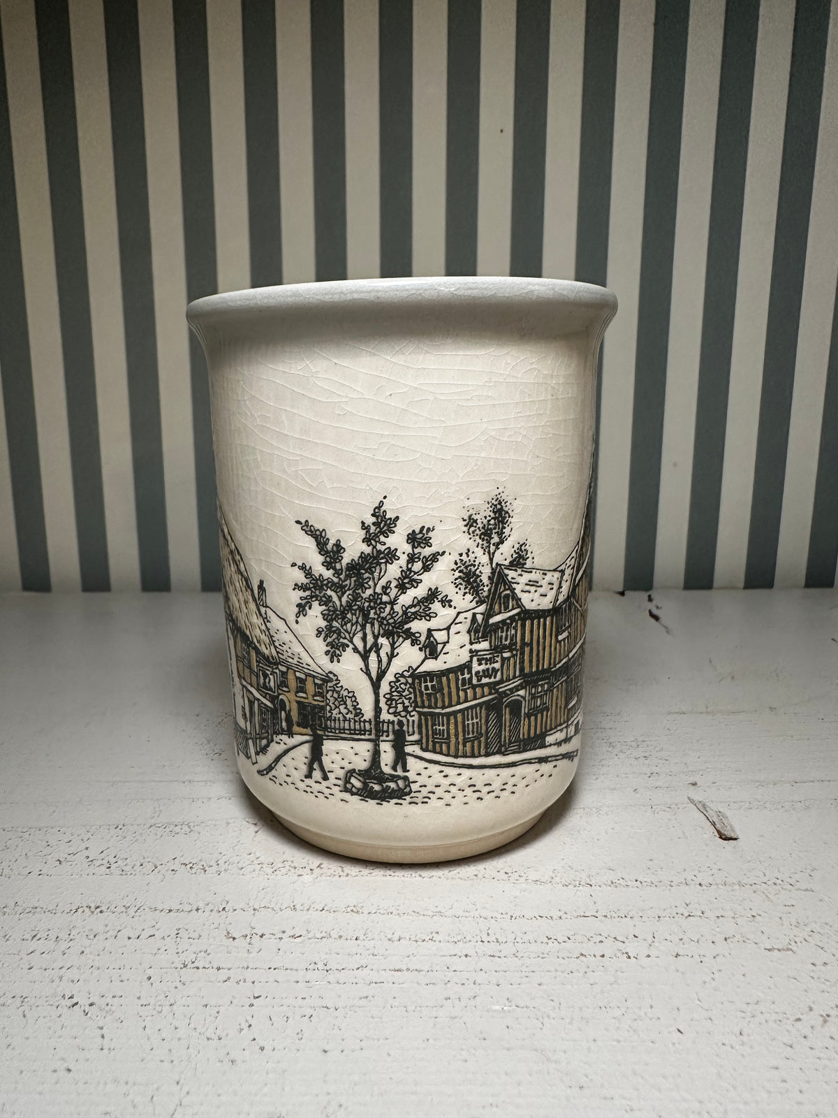 Mug décor maisons England - produit chiné