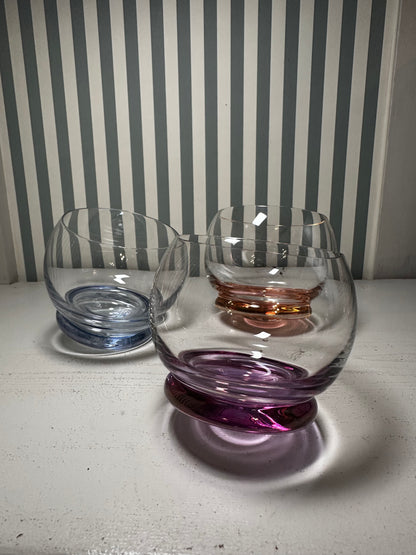 Verre à base colorée - produit chiné