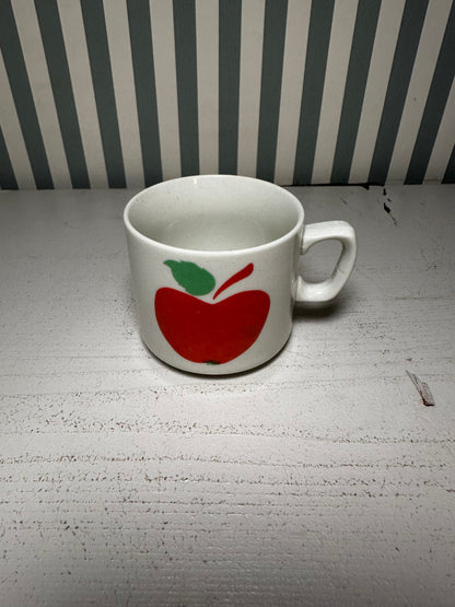 Tasse espresso pomme  - produit chiné