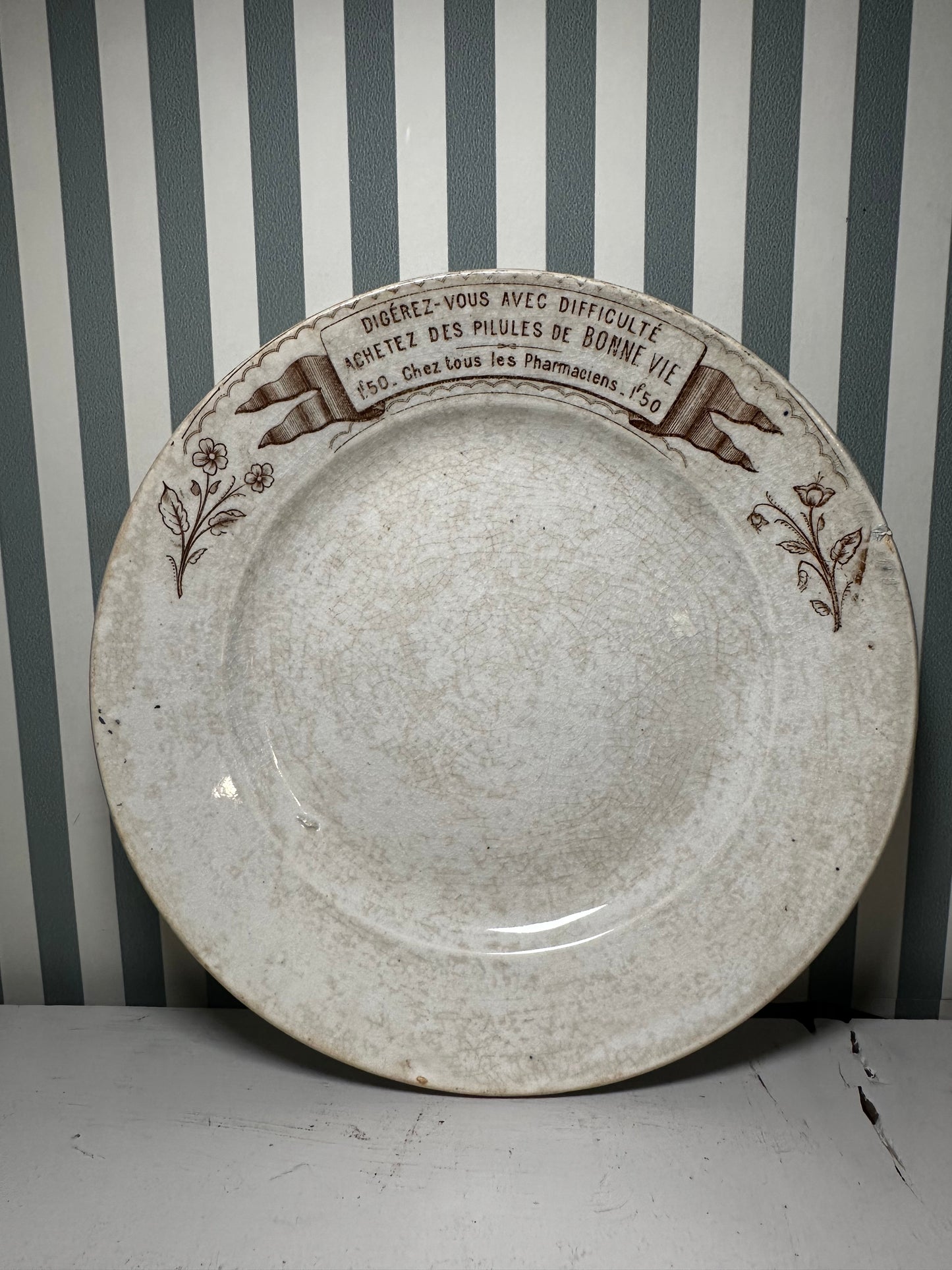 Assiettes publicitaire “Pilules de Bonne Vie” - produits chinés
