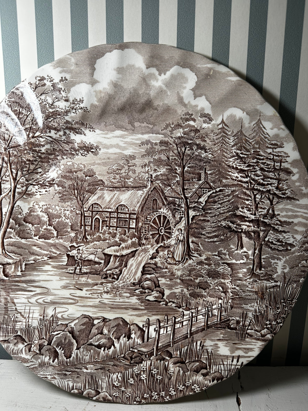 Assiette anglaise “The Mill” – Alfred Meakin - produit chiné