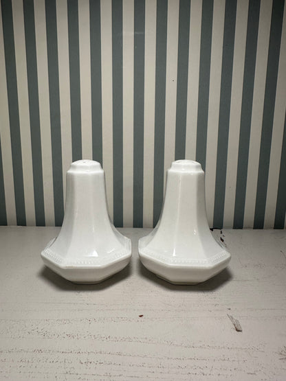 Salière & poivrière made in England - produits chinés
