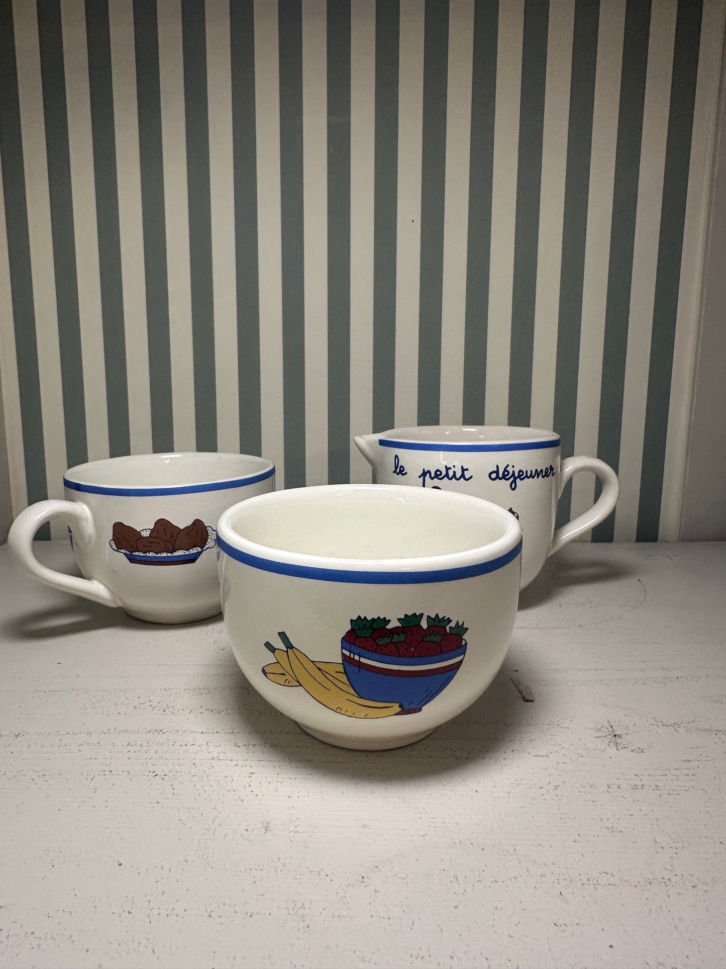 Ensemble petit déjeuner rétro - produits chinés
