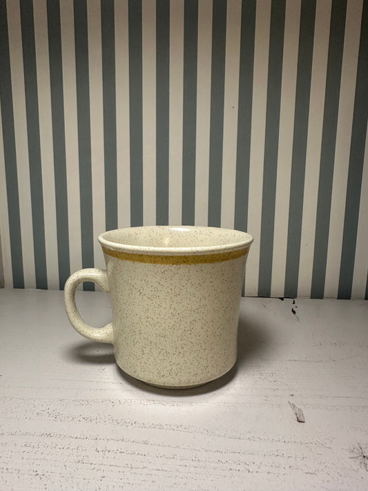 Mug en grès moucheté - produit chiné