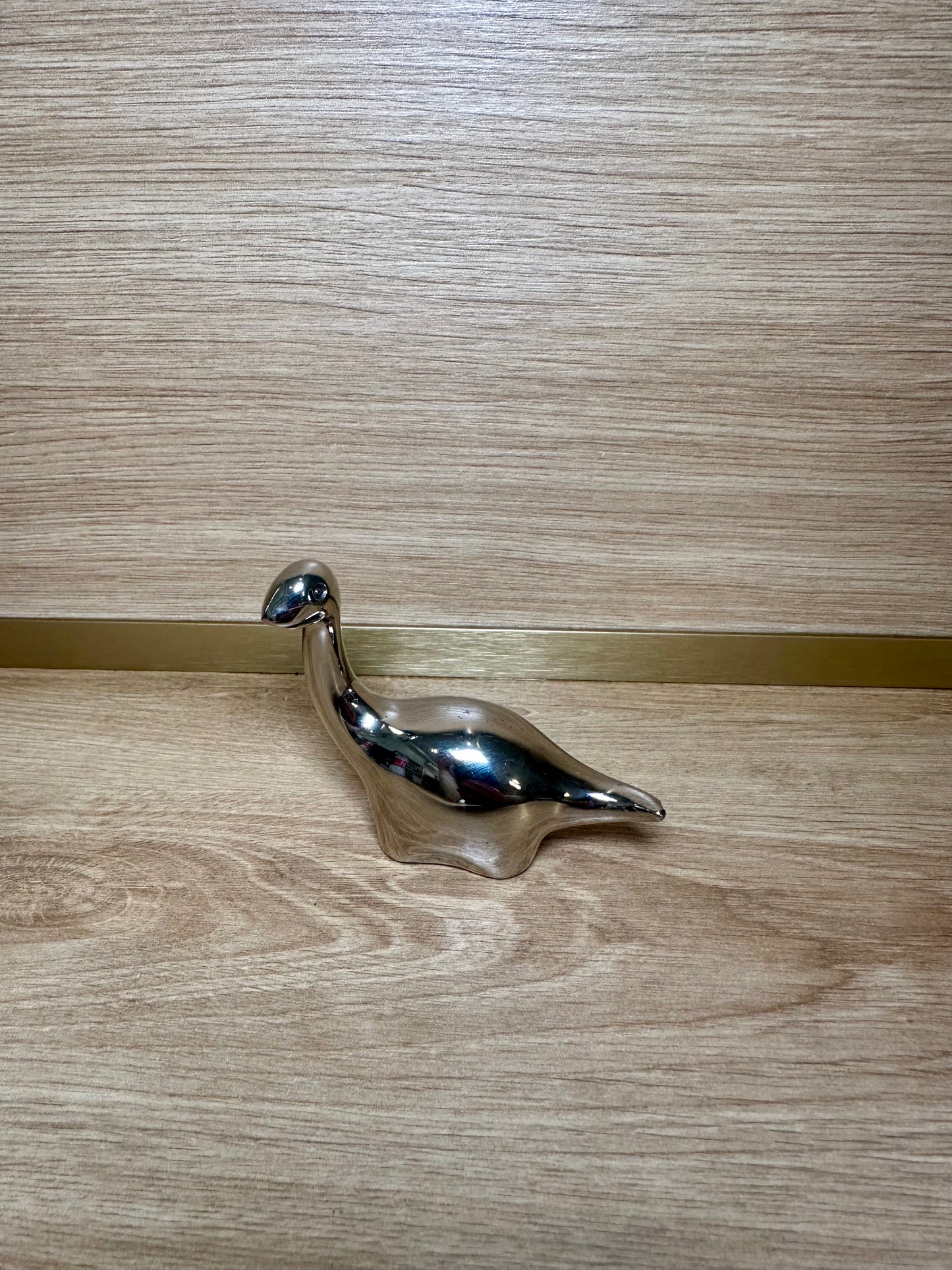 Diplodocus vintage en métal - produit chiné