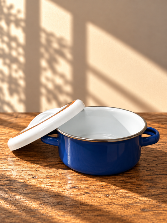 Mini cocotte vintage en fonte émaillée - produit chiné