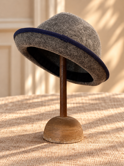 Porte-chapeau ancien en bois - objet chiné