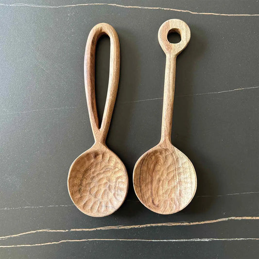 Couverts à salade martelé en bois